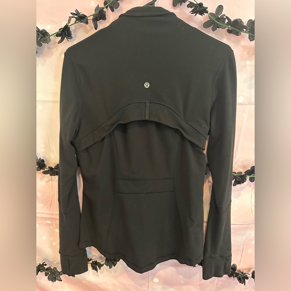 Lululemon Define Jacket - Picture 2 of 3